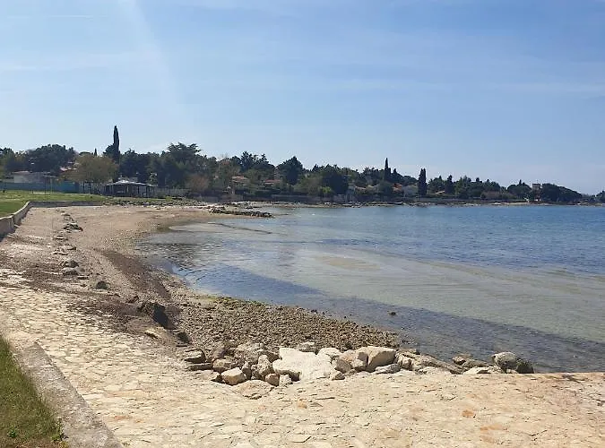 Alice Novigrad Istria