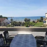 Alice Novigrad Istria